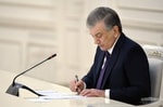 Шавкат Мирзиёев утвердил стратегию защиты детей от всех форм насилия на 2026–2030 годы