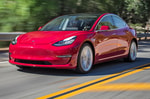 Обновленная Tesla Model 3 получит новую спортивную комплектацию с усиленными сиденьями