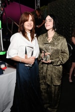 Посмотрите на маму Billie Eilish: певица не похожа на нее 