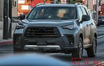 В сети появилось первое фото нового кроссовера Toyota RAV4