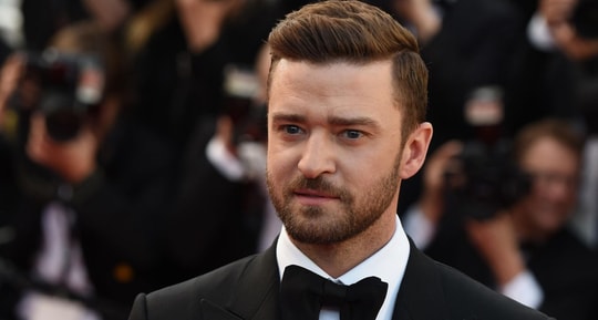 «Я горжусь тобой»: Джастин Тимберлейк поддержал Джастина Бибера после кавера на культовый хит