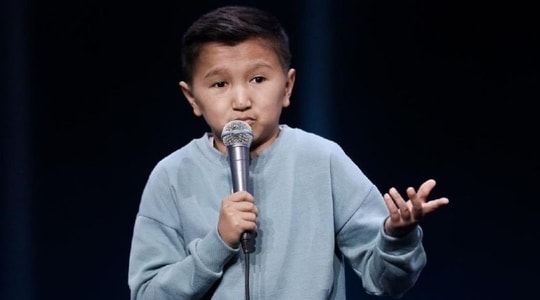 У комика Элдоса Алмазова обнаружили рак кости