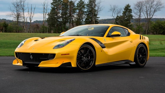 Фото: Ferrari F12tdf /Motor1.com