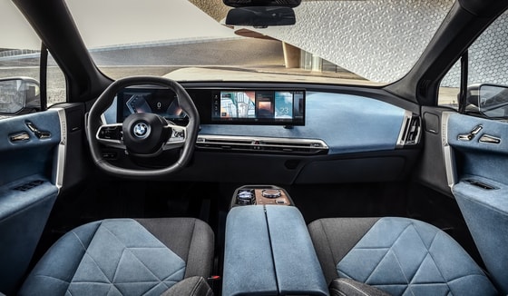 BMW iXФото: Autoreview.ru