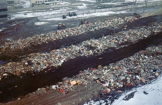 Pripyat shahri aholisining shaxsiy buyumlarini yo'q qilish. 1986-yil