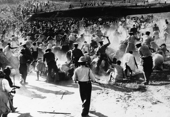 Janubiy Afrikada pivo zavodini buzgan va unga o't qo'ygan ayollarning politsiya tomonidan kaltaklanishi. 1967-yil 17-aprel