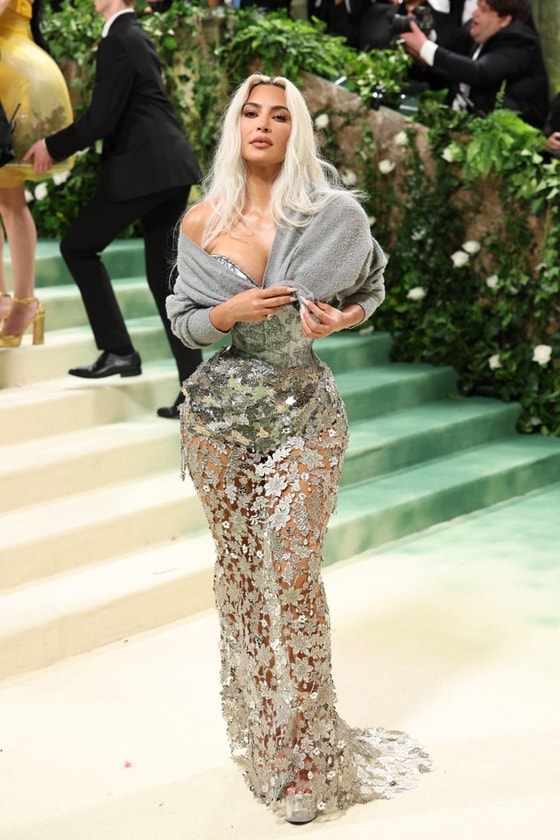 Ким Кардашьян в&nbsp;Maison Margiela