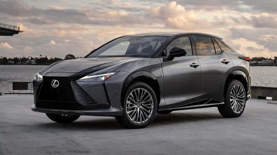 Фото: Lexus
