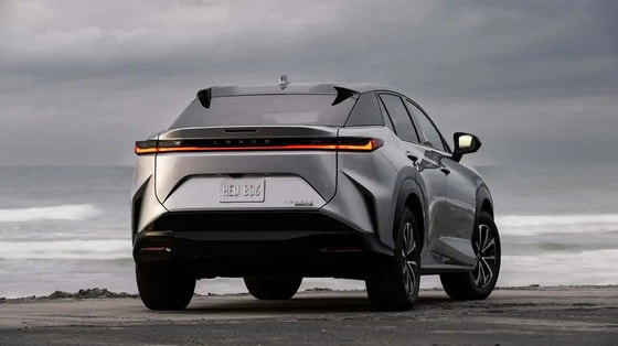 Фото: Lexus