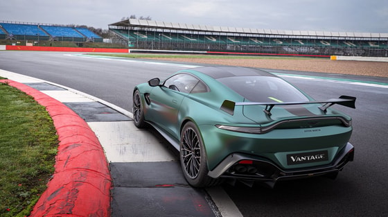 Фото: Aston Martin