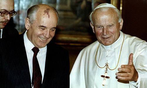 1989-yilda Vatikanga tashrif buyurgan birinchi sovet rahbari Mixail Sergeyevich Gorbachyov