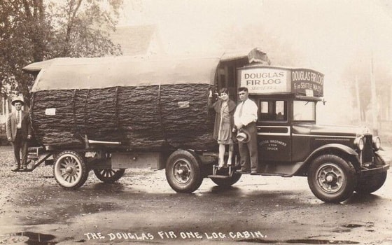 Qattiq qarag'ay tanasidan yasalgan ko'chma uy. 1920-yil