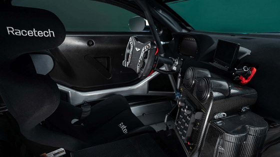 Фото: Aston Martin