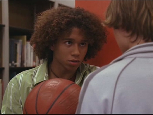 Корбин Блю в роли Чед Дэнфорт (фото: hsm-disney.forum2x2.ru)