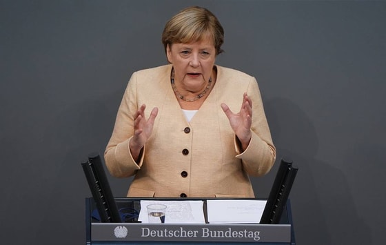 EPA-EFE/CLEMENS BILAN/POOL