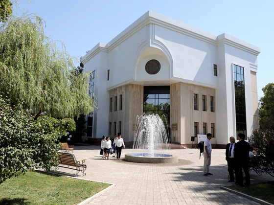 Фото: t.me/KarimovLibrary