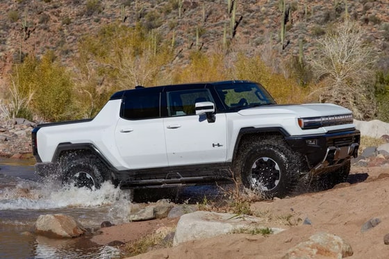 Фото: GMC Hummer