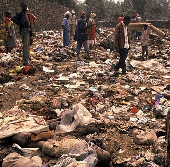 Ruanda genotsidi. Buning oqibatida 6 hafta ichida 800 mingga yaqin odam haolik bo'lgan. 1994-yil 7-aprel, 1995-yil 15-iyul