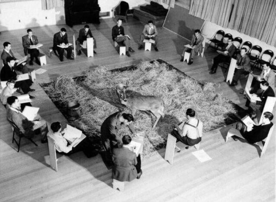 Disney rassomlari "Bembi" multfilmi ustida ishlash jarayonlari. 1942-yil 14-iyun