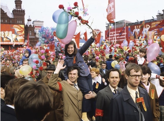 Moskvadagi Qizil maydonda 1-may namoyishi. 1983-yil