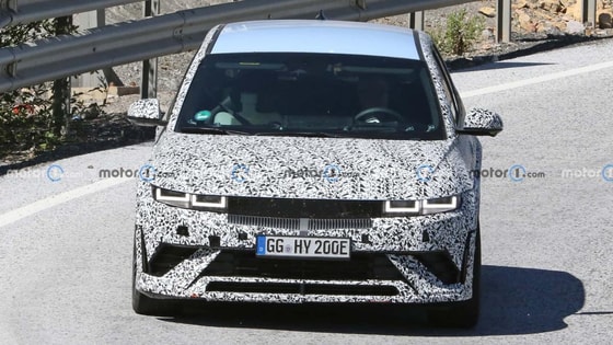 Фото: Motor1.com