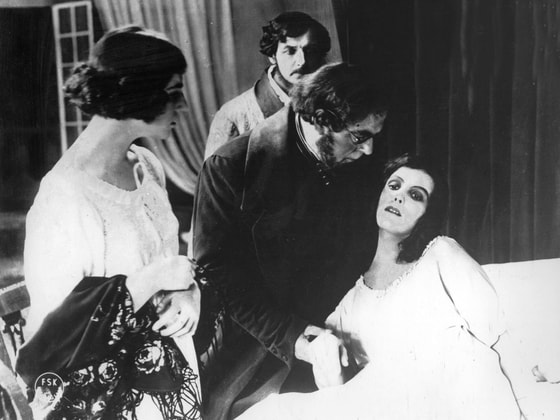 Кадр из фильма&nbsp;«Носферату. Симфония ужаса»