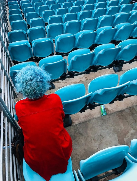 Кристиан Хорган, «Черный летний синий Montaigne»&nbsp;— 1-е место в&nbsp;номинации «Люди»