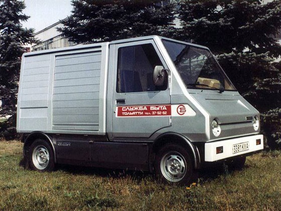 Kichik og'irlikdagi yuklarni tashish uchun moslashgan "VAZ-2702" elektromobili. 1984-yil
