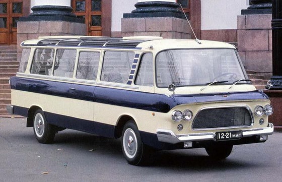 ZIL-118 "yoshlar" avtobusi. 1960-yil