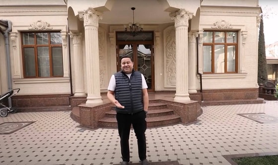 Фото: Nishonda/вход в дом