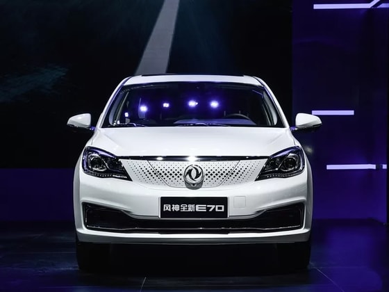 DongfengAeolusE70Фото: DongFeng