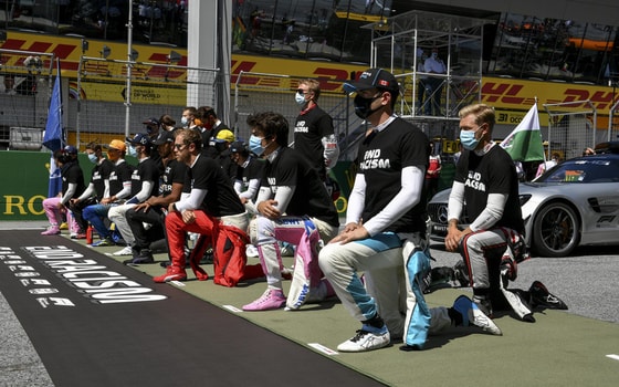 Фото: POOLFOTO MOTORSPORT/LEGION MEDIA