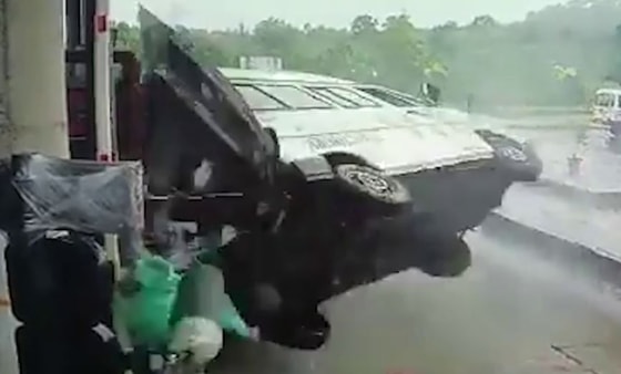 Кадр из видео