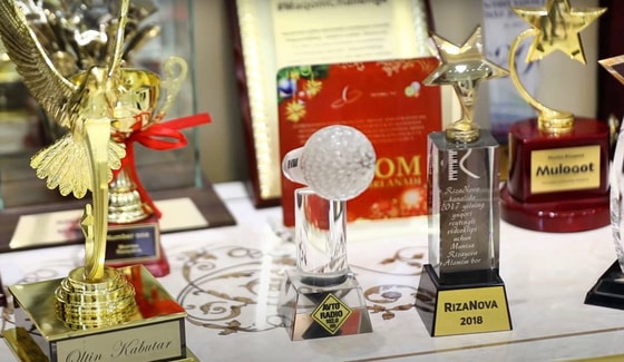 Foto: Nishonda/singer mukofotlari