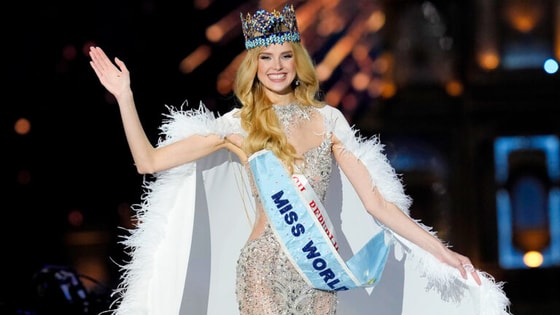 Rajanish Kakade / AP