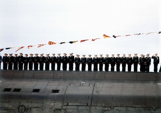 K-141 "Kursk" suv osti kemasi ekipaji. 2000-yil 30-iyul