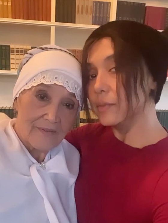 Фото: Севара Назархан с мамой&nbsp;