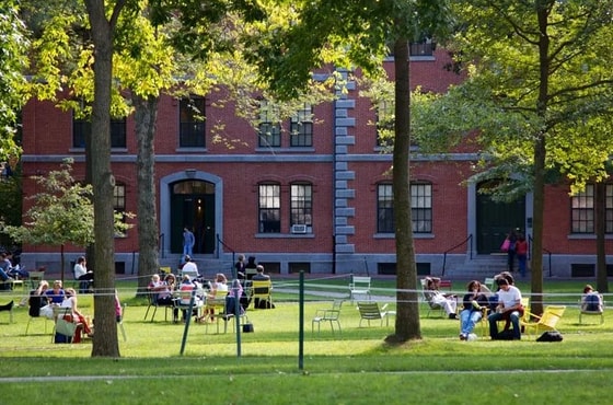 Фото: Britannica