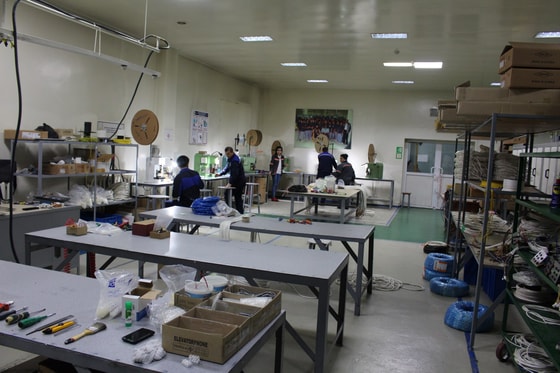 цех сборки станций управления и электрических частей лифта