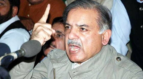 На фото Шахбаз Шариф / Getty Images