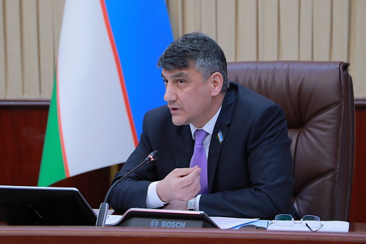 Алишер Кадыров предложил узбекистанцам заниматься спортом и не есть жирную пищу
