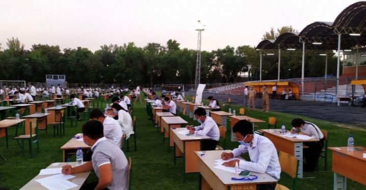 Футбольные поля Узбекистана были испорчены после вступительных экзаменов