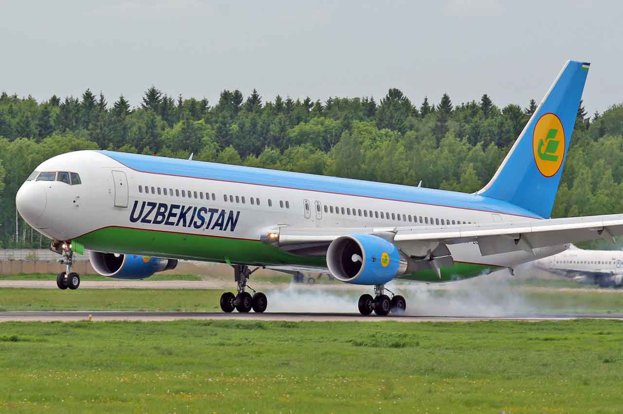 Узбекистан организует дополнительные чартерные рейсы из России