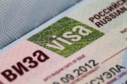 В Госдуму внесли законопроект по долгосрочным визам для иностранцев