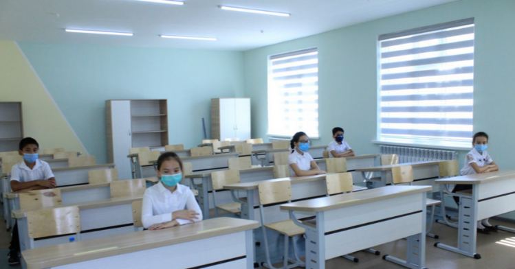 Еще несколько школ Ташкента начнут учебу в традиционной форме