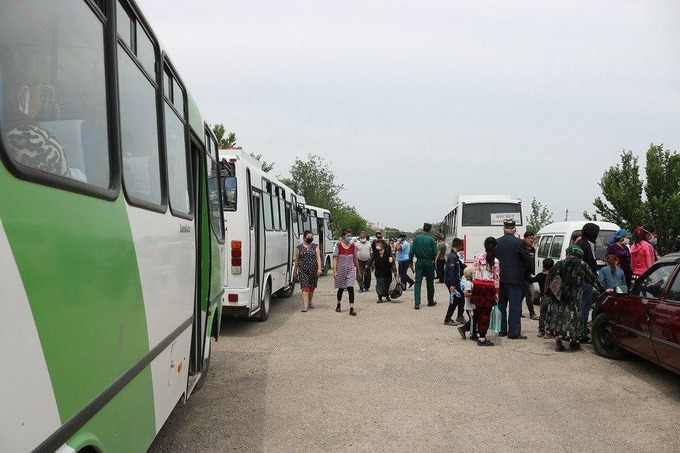 Выяснилось, где проживают более двух тысяч эвакуированных в результате наводнения в Сардобе узбекистанцев