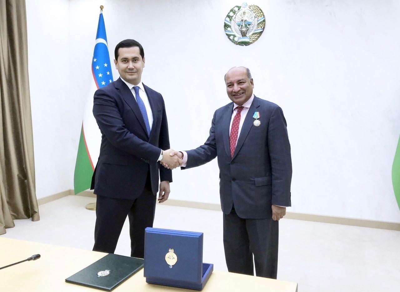 Чакрабарти вступил в должность советника президента Узбекистана с первого октября 