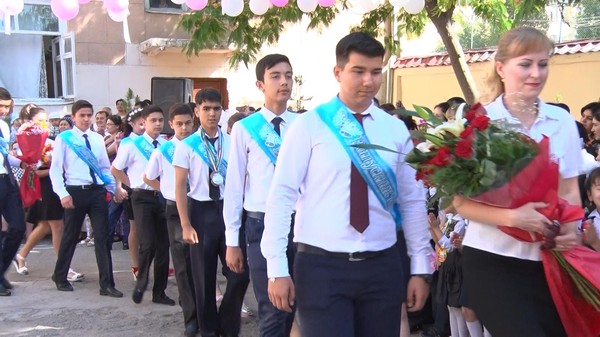 Школьникам Узбекистана начнут учитывать средний балл обучения за последние шесть лет