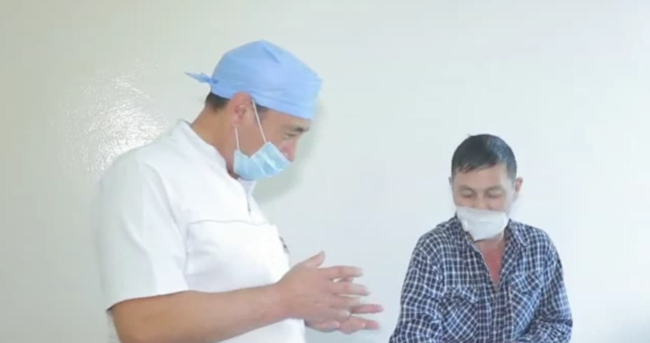 Самаркандский врач смог спасти руку мужчине из Джизака 
