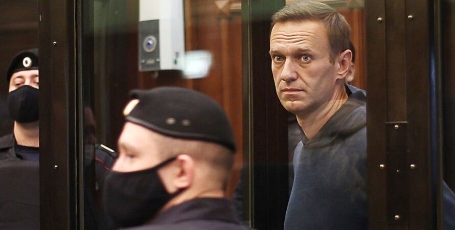 Мосгорсуд признал законным замену условного срока на реальный Навальному